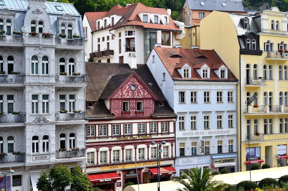 Hotel Petr Karlsbad Exteriör bild
